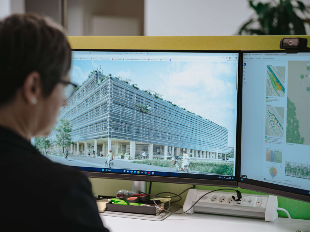 Freelancer im Architekturbüro: angestellt oder selbständig?